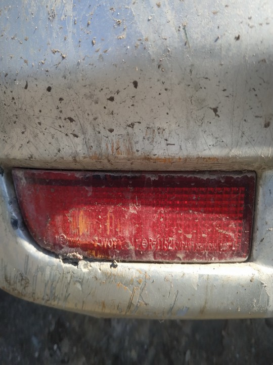 Toyota Avensis Verso 2003 Bumper Cover Reflector - REAR LEFT