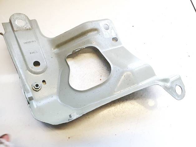 148749200A Tesla Model Y 2023 Citas daļas