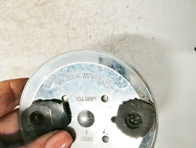 8132375 BMW 1-Series 2007 Emblem - REAR - Thumbnail 3