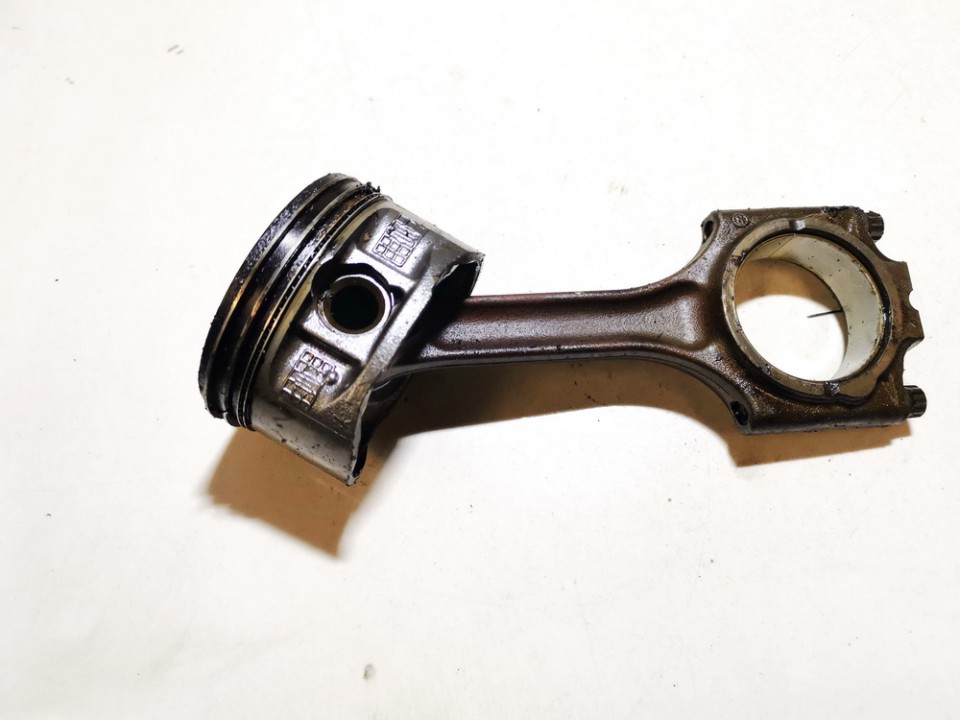 Volvo XC 90 2003 Piston and Conrod (Connecting rod)