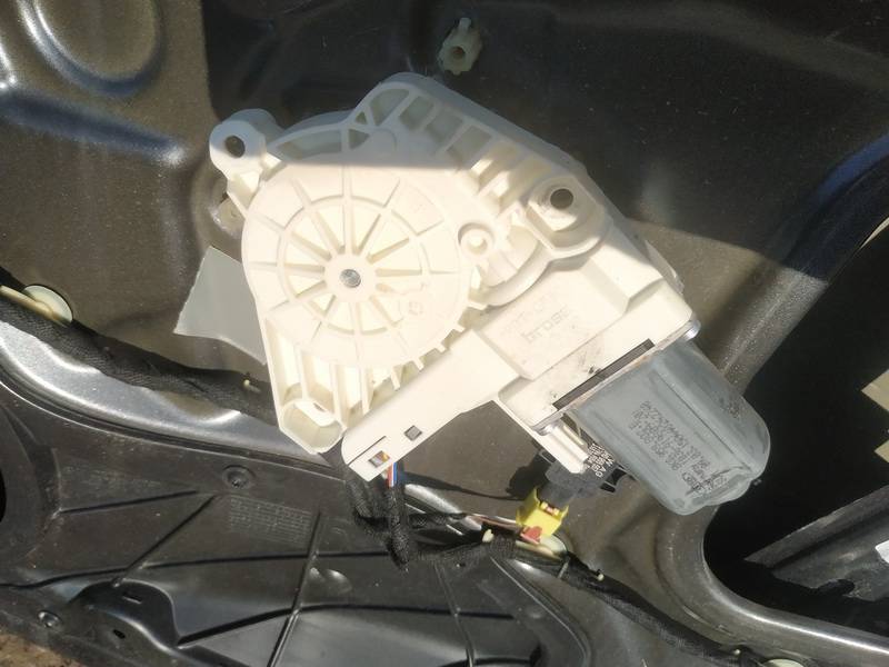 8K0959802B Audi A7 2015 Silnik podnośnika szyby drzwi - PRZEDNIE PRAWE