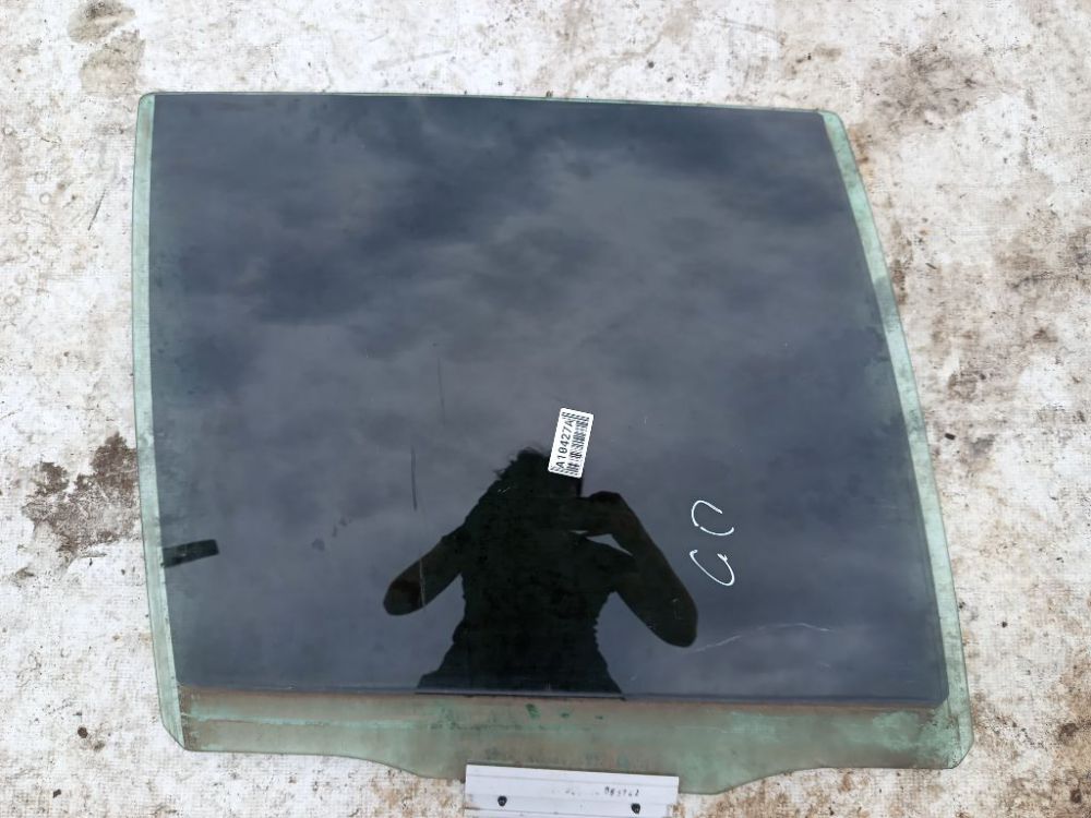 43R001582 Volvo XC 90 2007 Door-Drop Glass - REAR RIGHT
