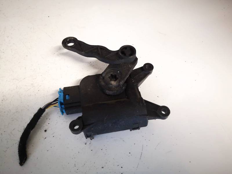 1K0907511B Volkswagen Touran 2005 Actionneur moteur volet ventilateur chauffage - Thumbnail 3