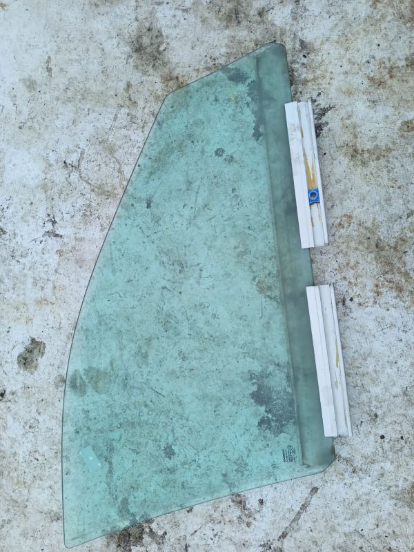 43R001605 Volvo XC 90 2007 Oven lasi - EDESSÄ VASEMMALLA - Thumbnail 2