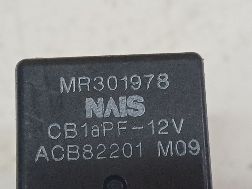 MR301978 Peugeot 4007 2008 RELÉ PARA AUTOMÓVIL - Thumbnail 4