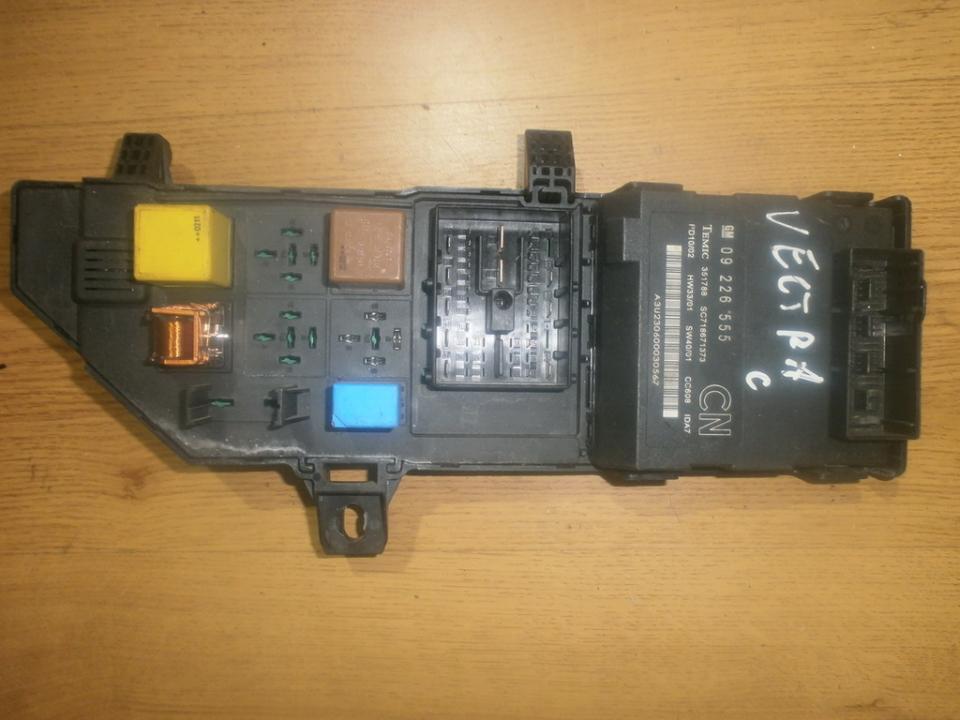 SC718671373 Opel Vectra 2000 Boîte à fusibles