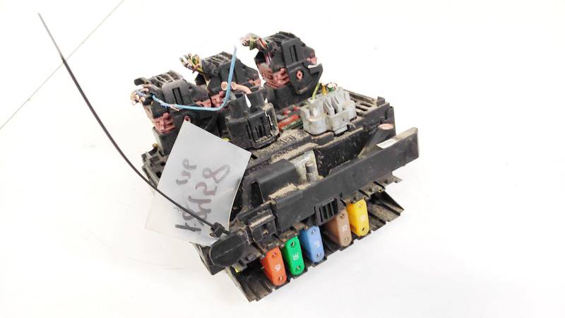 9661682880 Citroen Jumpy 2006 Fuse box