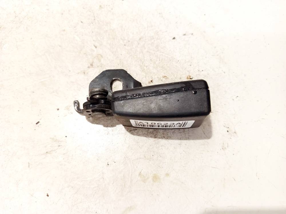 401266978 Opel Corsa 2010 Turvavyön solki - TAKANA OIKEALLA