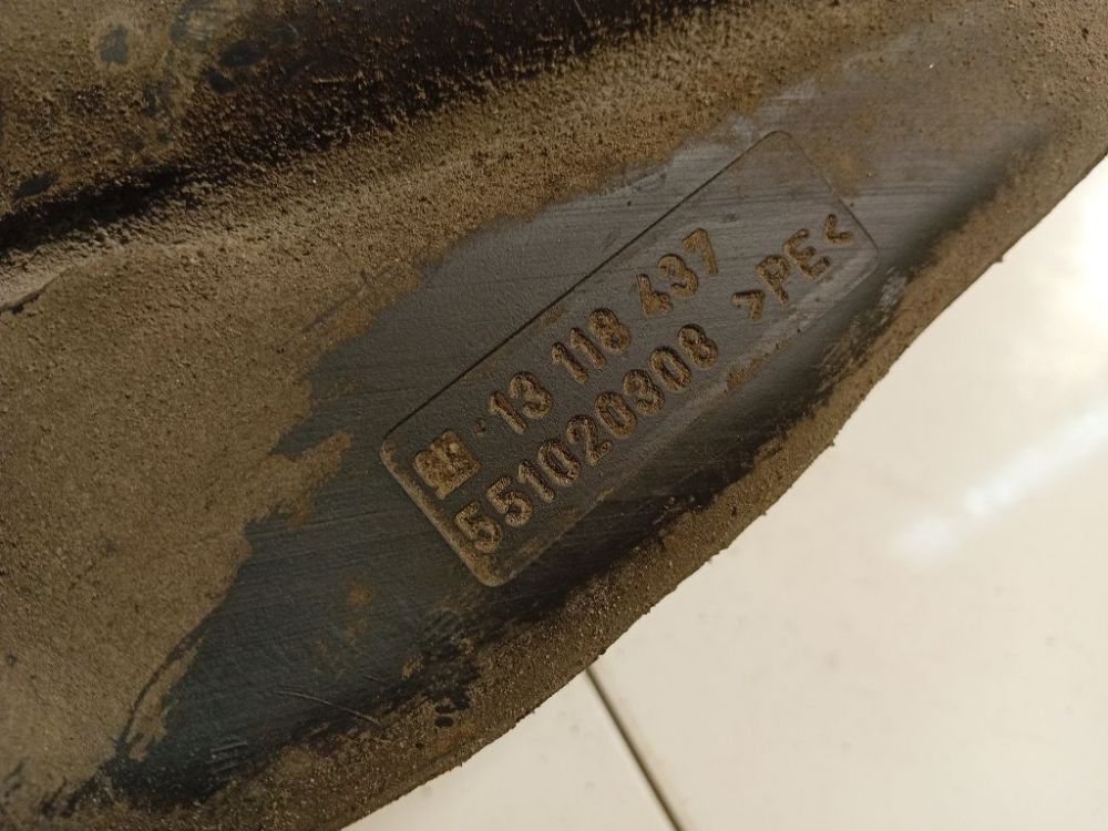 13118437 Opel Astra 2009 Króciec wlewu paliwa - Thumbnail 6