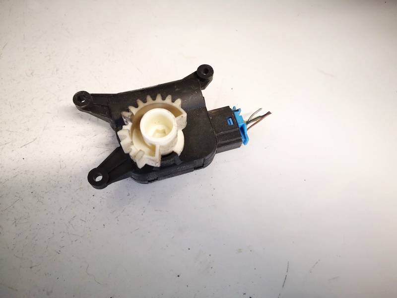 1K0907511D Volkswagen Touran 2005 Heater Vent Flap Control Actuator Motor - Thumbnail 2