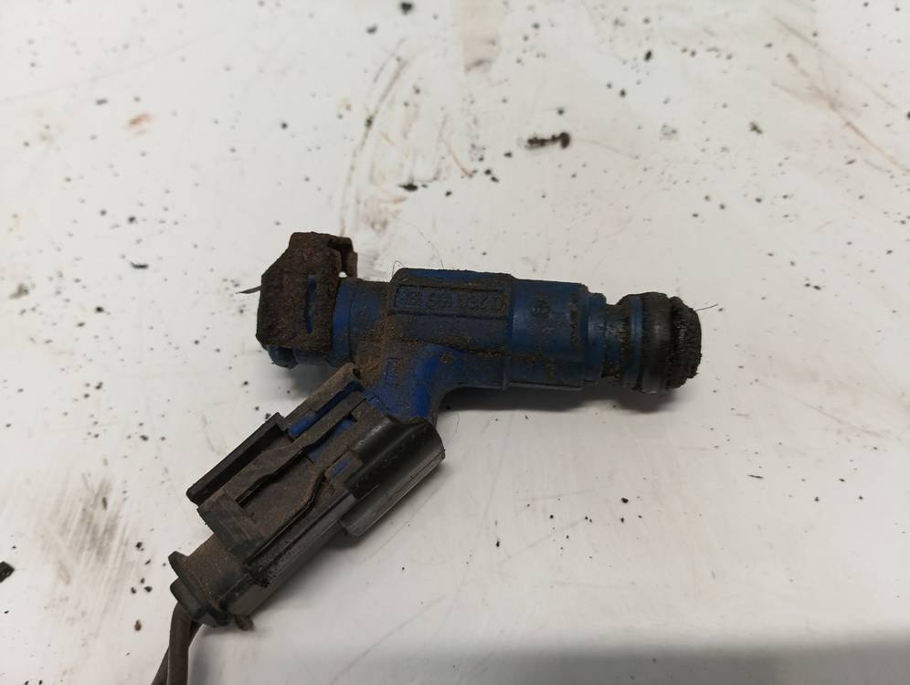 04861615AA Chrysler Pacifica 2005 Wtryskiwacz Paliwa