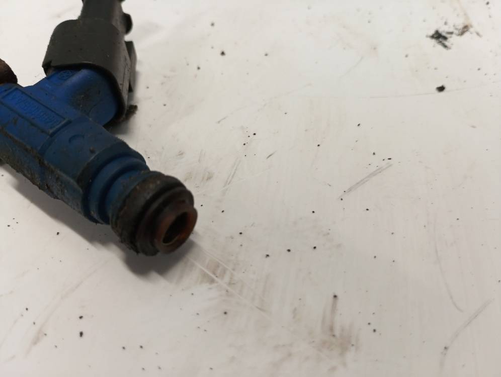 04861615AA Chrysler Pacifica 2005 Fuel Injector - Thumbnail 2