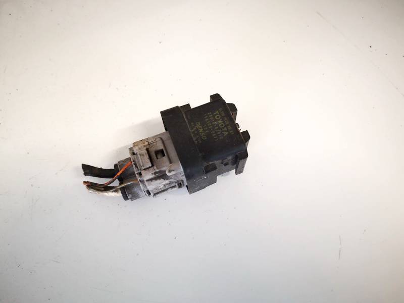 2861067010 Toyota Corolla Verso 2006 Glow plug relay - Thumbnail 2