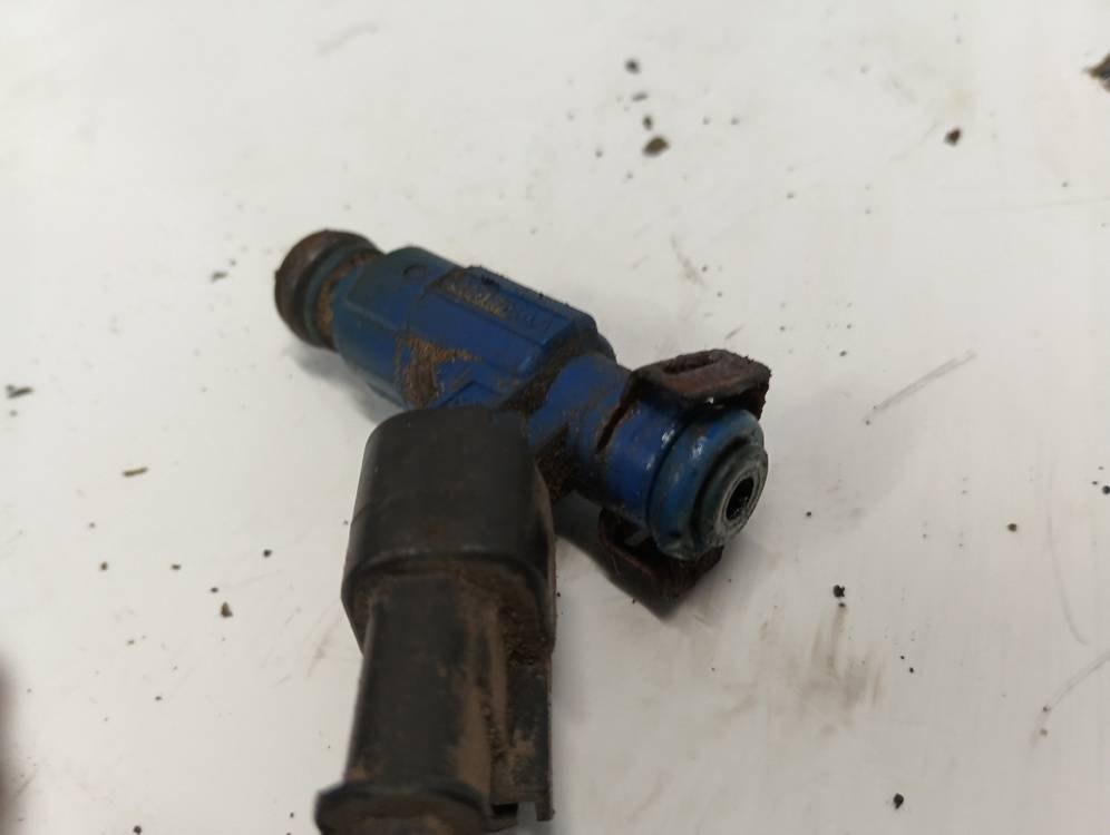 04861615AA Chrysler Pacifica 2005 Fuel Injector - Thumbnail 3