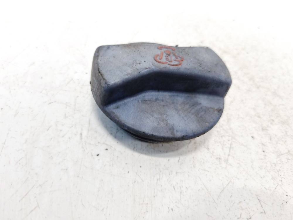1J0121321B Volkswagen Passat 1999 Engine Coolant Expansion Tank Cap, Radiator Cap, Reservoir cap