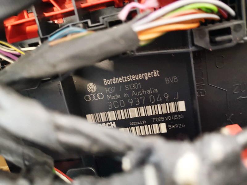 3C0937049J Volkswagen Passat 2005 Fuse box - Thumbnail 3