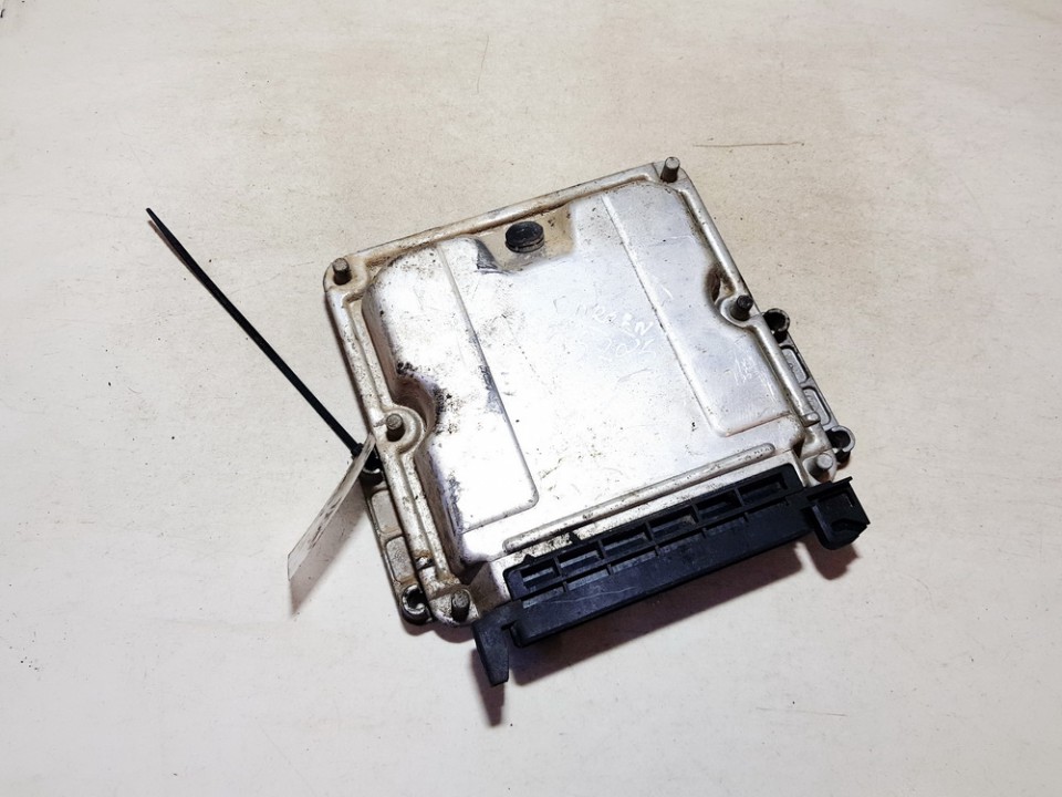 0281010163 Citroen Xsara 1999 Moottorin ohjainyksikkö