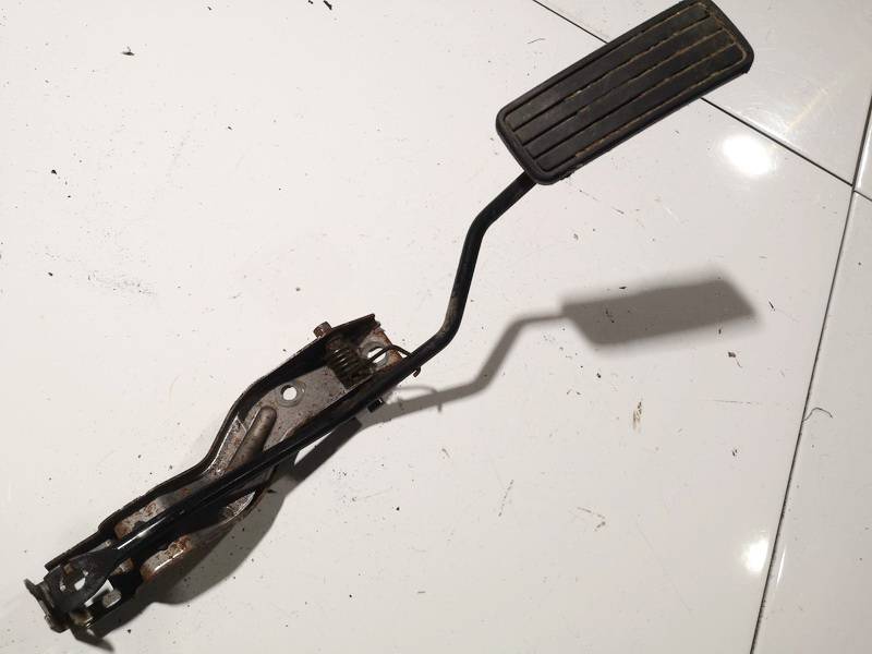 Subaru Legacy 1998 Gaspedalstellung Gaspedal