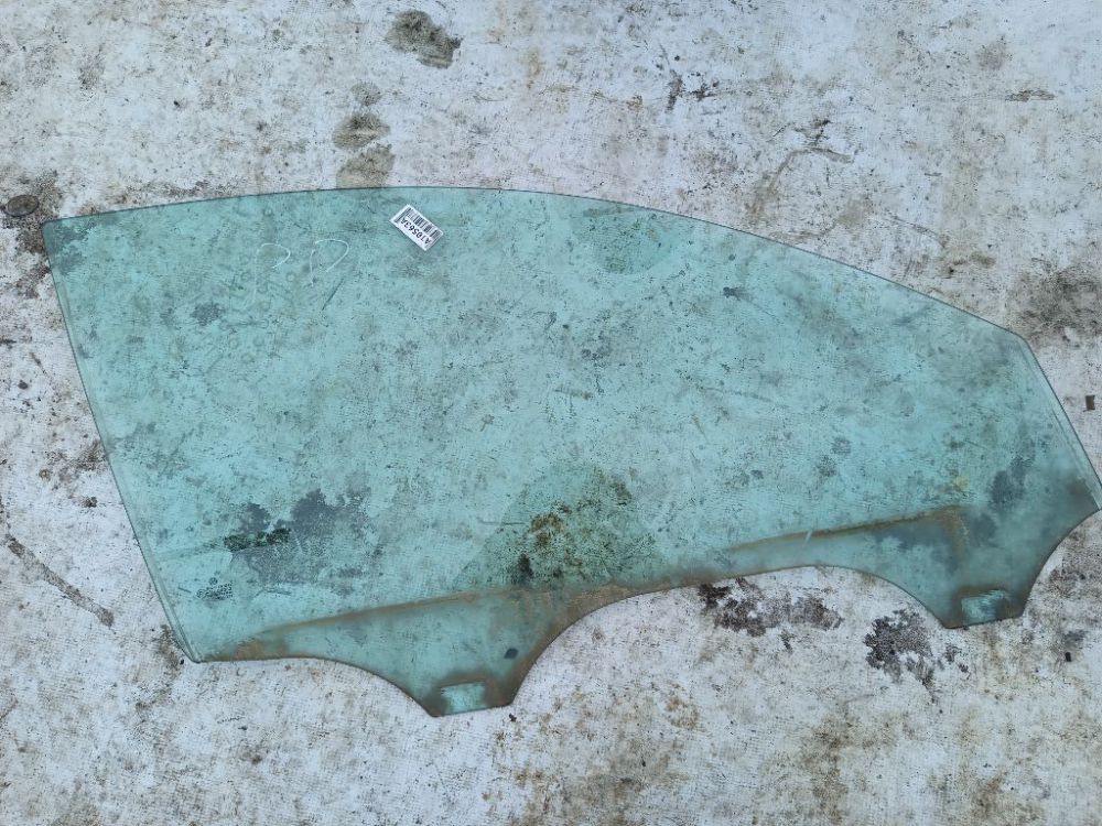 43R00082 Volkswagen Passat 2000 Door-Drop Glass - FRONT RIGHT