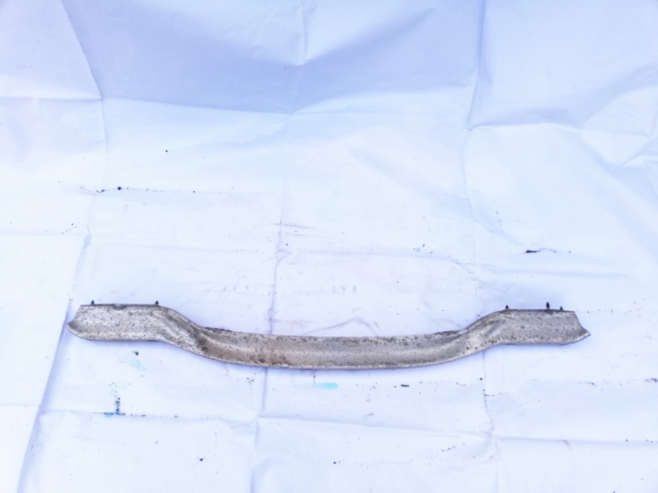 Opel Corsa 2001 Puskurin poikkipalkki (vahvistus) - TAKANA