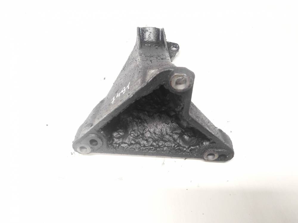 8D0199308L Audi A4 1996 Engine Mount Bracket and Gearbox Mount Bracket - Thumbnail 3