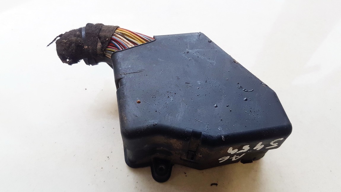 Audi A6 1998 CAJA RELES -  FUSIBLES - Thumbnail 2