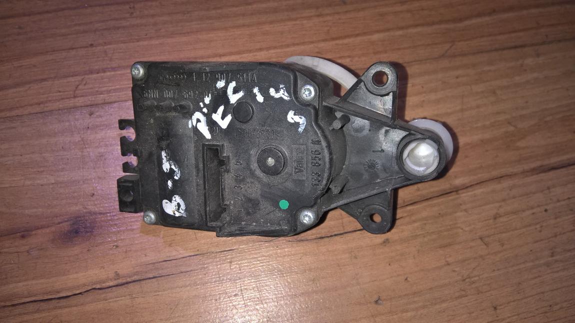 6NN00769201 Volkswagen Passat 1997 Heater Vent Flap Control Actuator Motor