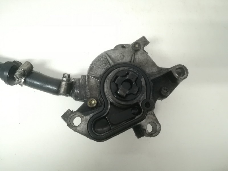 038145101A Audi A3 1996 Stabdziu vakuumo siurblys - Thumbnail 2