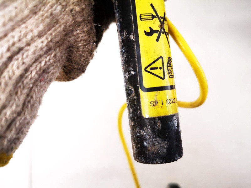 UN032314S Rover 75 2002 Seat belt holder (Seat belt Buckle) - FRONT LEFT - Thumbnail 3