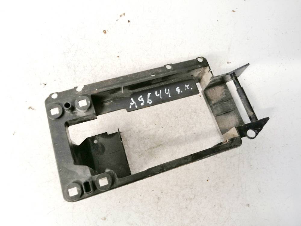 7M3857405 Volkswagen Sharan 2004 Salona apdare (plastmasas)