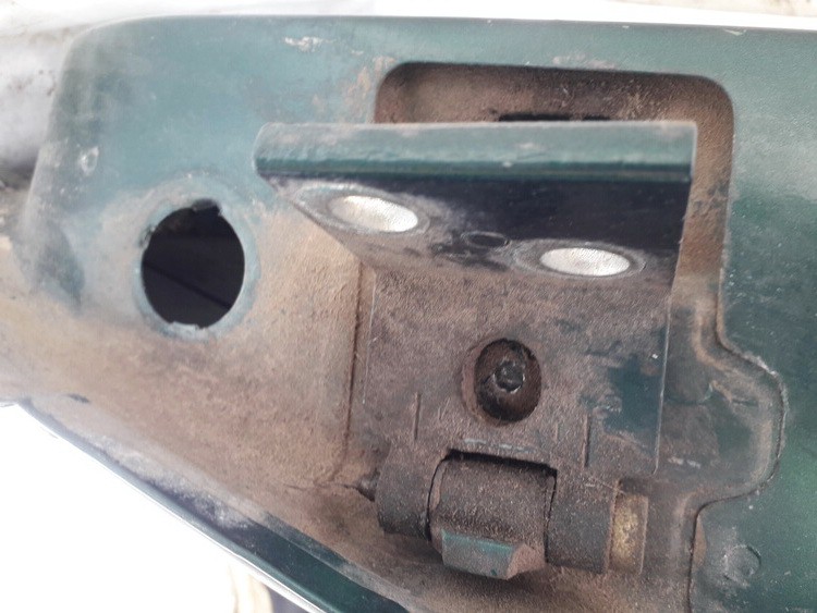 Citroen Xsara Picasso 2000 Door Hinge - REAR - Thumbnail 3