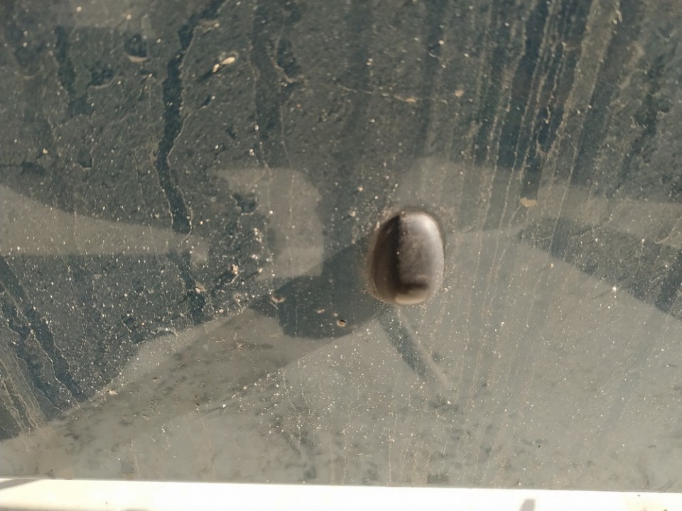 Nissan Almera 2001 DIFUSOR DE AGUA REGADORA DE PARABRISAS