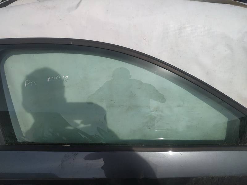 Audi A3 2004 LUNA DELANTERA DERECHA, Luna de la puerta delantera - FRENTE DERECHO