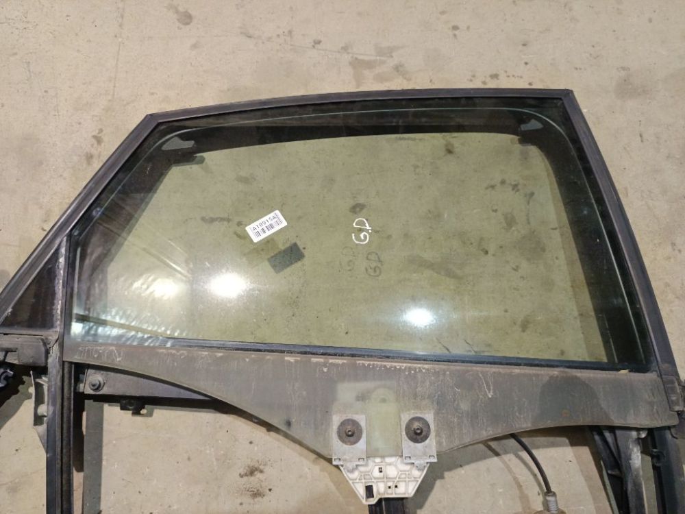 AS2 Audi A6 2008 Durvju stikls - AIZMUGURE PA LABI