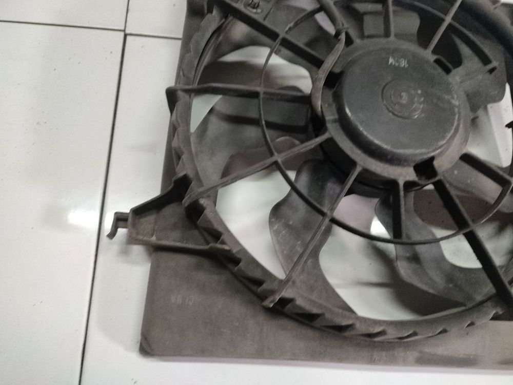 Kia Ceed 2007 диффузор (вентилятор радиатора) - Thumbnail 2