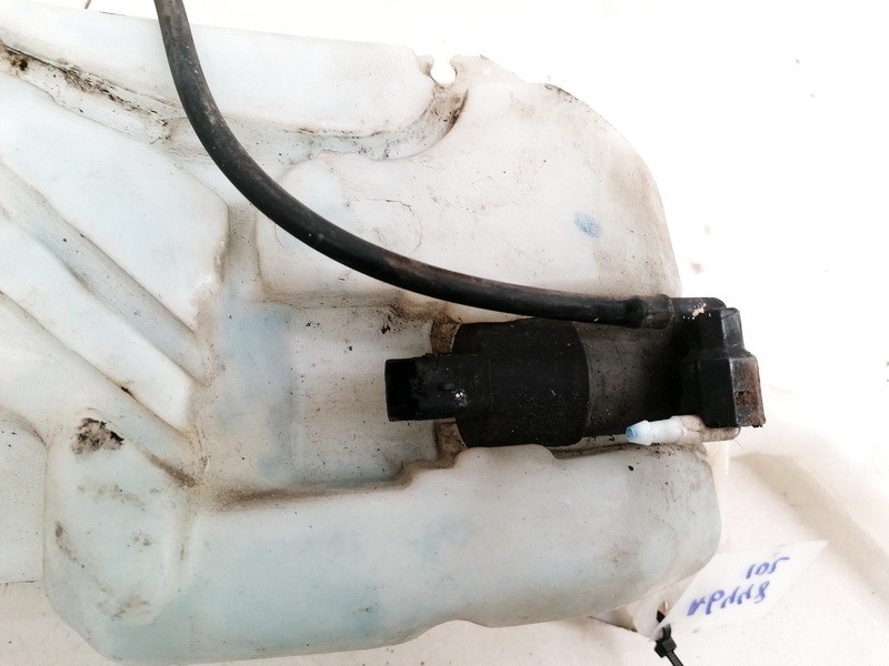 681155246091 Nissan Qashqai 2008 Windshield Windscreen Washer Pump