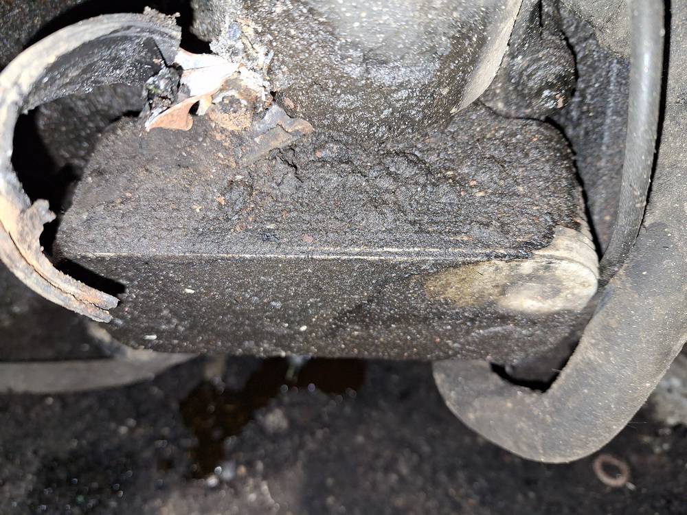 SAAB 9-3 2001 Chłodnica oleju - Thumbnail 2