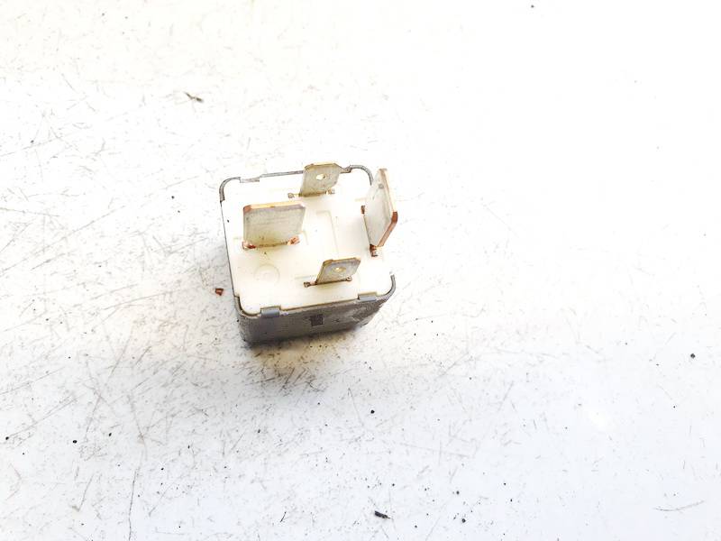 9008087030 Toyota Corolla Verso 2006 Relay module - Thumbnail 3