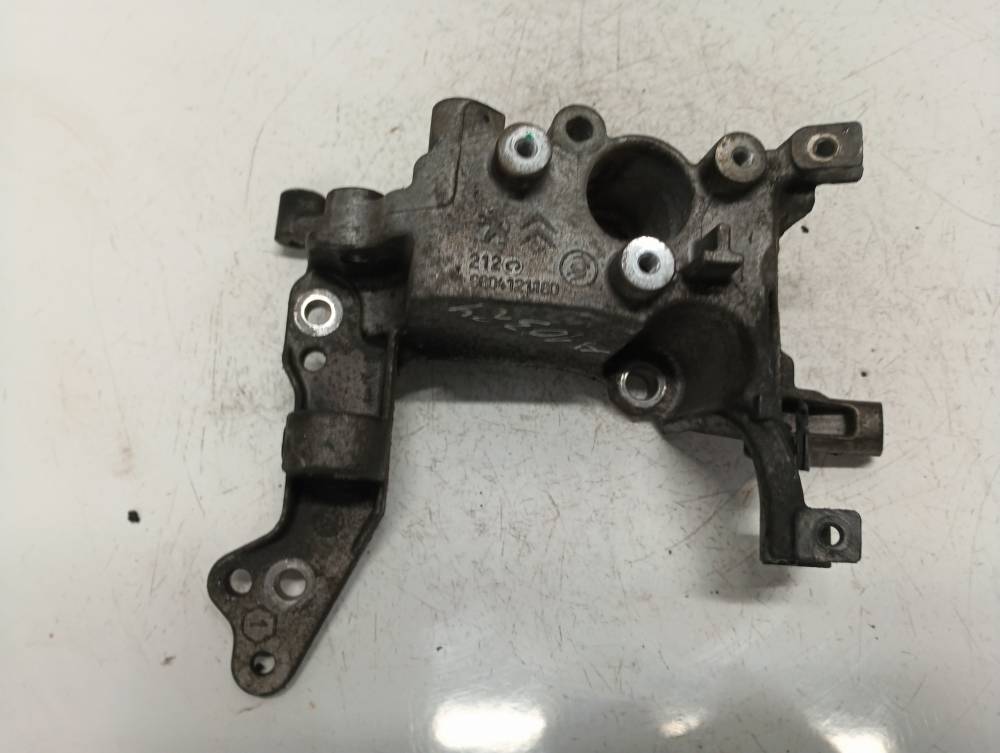 9804121180 Citroen C4 Picasso 2016 Ātrumkārbas kronšteins - Thumbnail 3