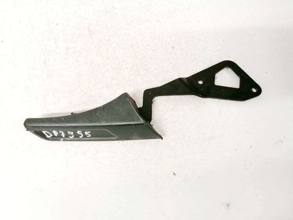 1K0882252A Skoda Octavia 2007 Wykończenie wnętrza (plastikowe elementy)