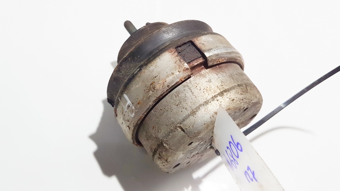 8D0199379J Volkswagen Passat 1996 Engine Mounting and Transmission Mount (Engine support) - Thumbnail 3