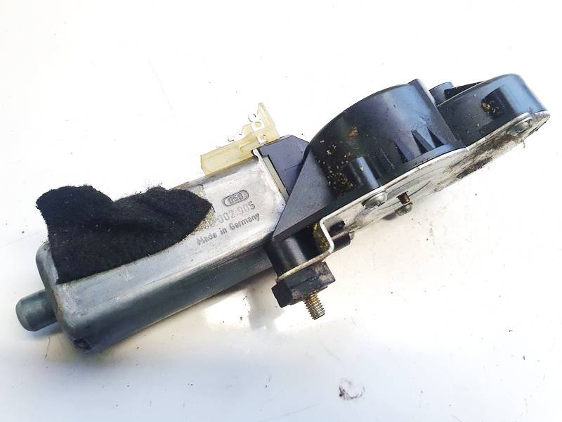 3B0959761T Skoda Superb 2006 Sedynes varikliukas P.D.