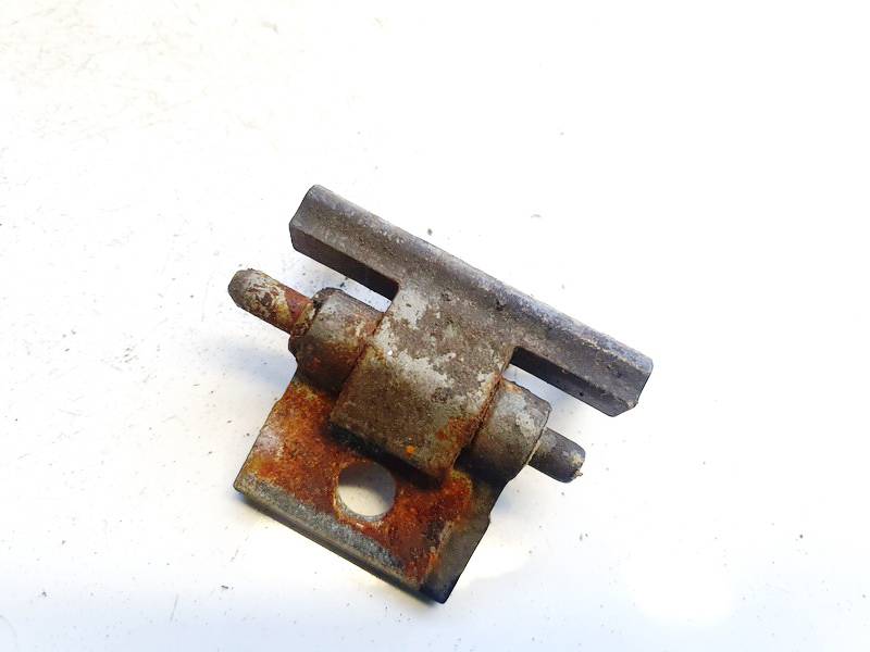 Volvo V70 2002 Door Hinge - FRONT - Thumbnail 3