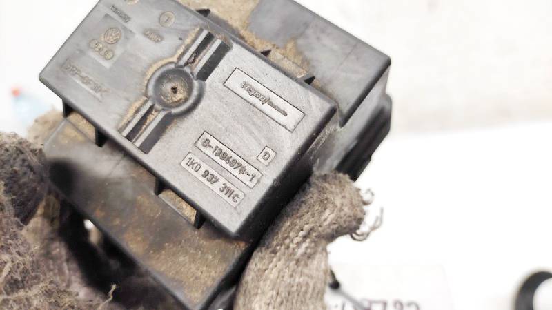 1K0937311C Volkswagen Passat 2007 Fuse box - Thumbnail 3