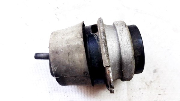 7L6199131C Volkswagen Touareg 2004 Poduszki silnika oraz poduszki skrzyni biegów