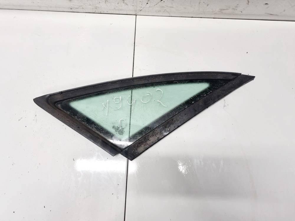 43R001057 Audi A4 2003 Corner quarter window glass - REAR RIGHT