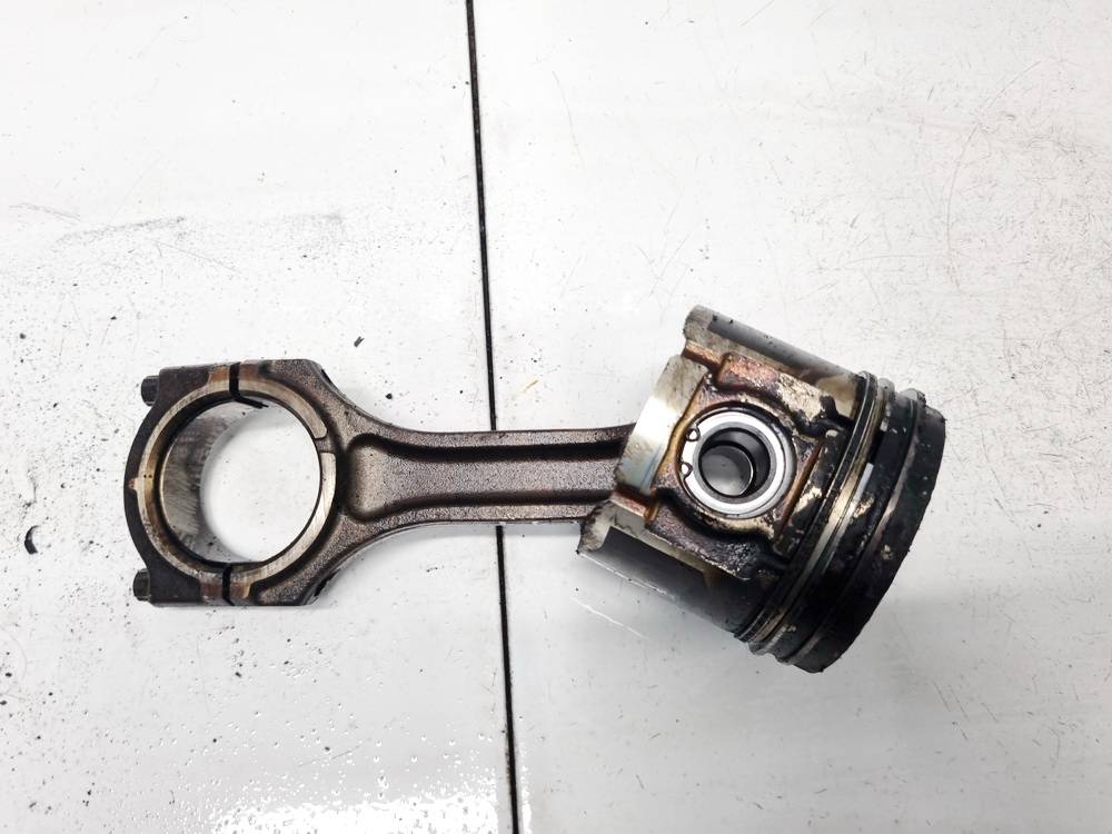Mazda 6 2005 PISTON, Pistón con biela