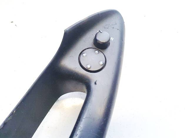 8D0959565 Audi A4 1998 Ulkopuolisten peilien säätö - Thumbnail 2