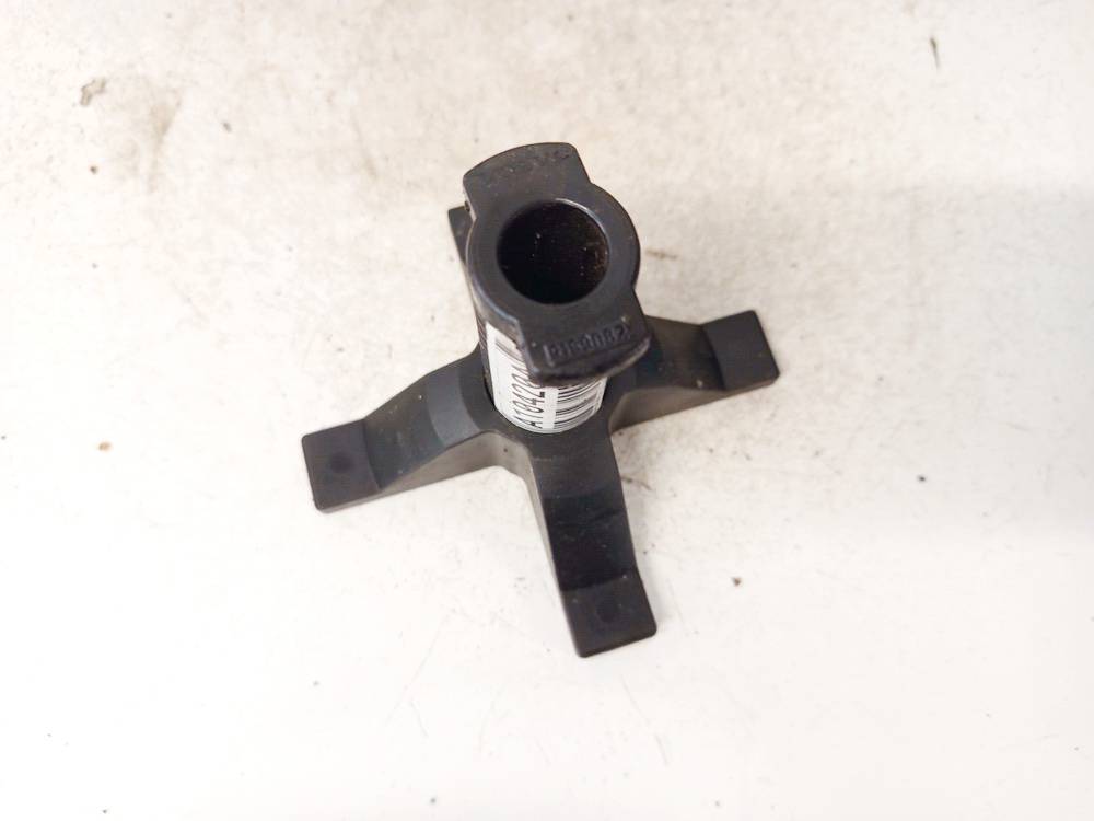 9159082 Volvo C30 2008 Spare Tire Wheel Mount