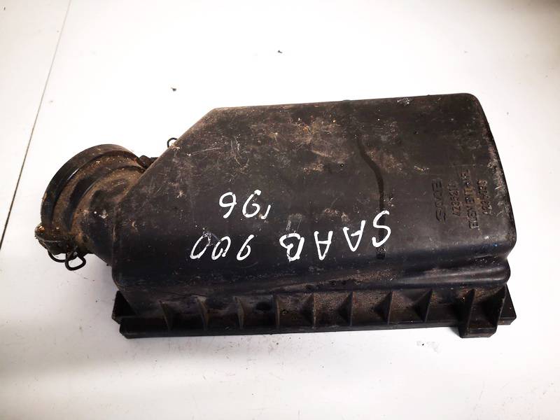 4235214 SAAB 900 1995 Air filter box